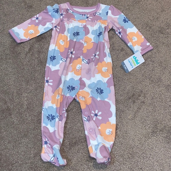 Sleep & Play! - Picture 1 of 1